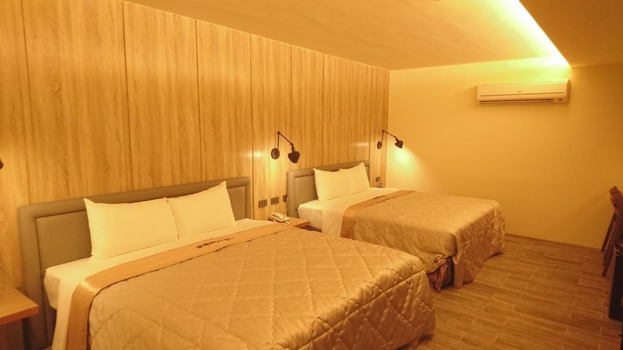 Travel Port Motel Kaohsiung Luaran gambar